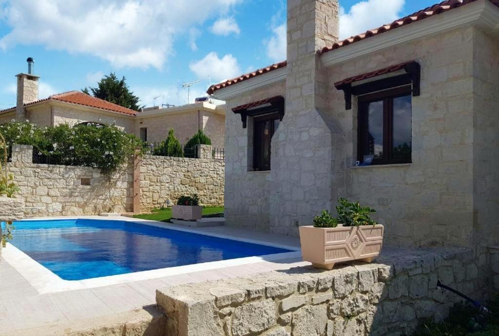 Heraklion Twins House - Private Pool Retreat Επισκοπή - Ρέθυμνο Εξωτερικό φωτογραφία